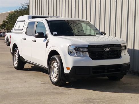 Used 2023 Ford Maverick XL image 6