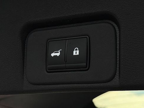 Used 2026 Nissan Rogue Dark Armor FWD image 28
