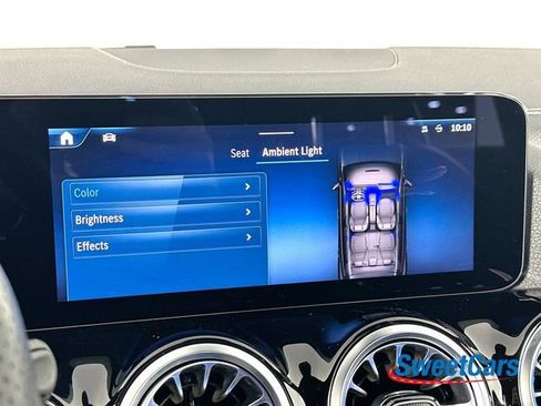 Used 2024 Mercedes-Benz GLA 35 AMG 4MATIC image 27