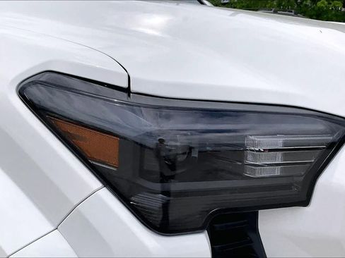 Used 2026 Toyota Tacoma SR5 image 27