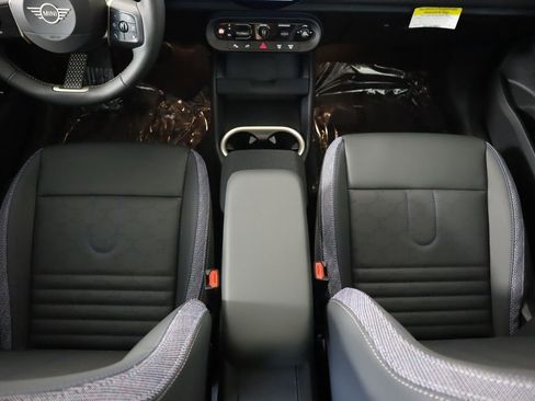 Used 2025 MINI Cooper Countryman S image 19