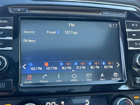 Used 2018 Nissan Maxima 3.5 SL image 24