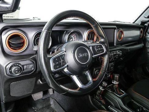 Used 2022 Jeep Gladiator Mojave w/ Trailer Tow Package AWD/4WD image 4
