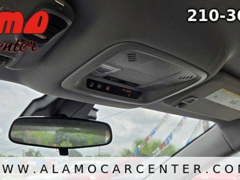 Used 2017 Chevrolet Volt LT FWD image 37