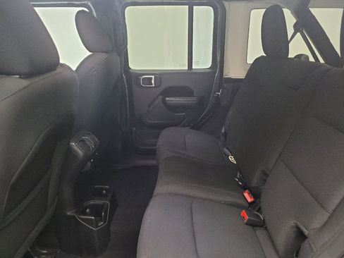Used 2021 Jeep Wrangler Unlimited Sport AWD/4WD image 18