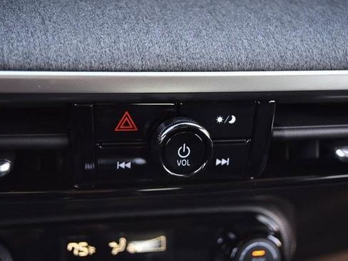 New 2026 Nissan Kicks SV image 15