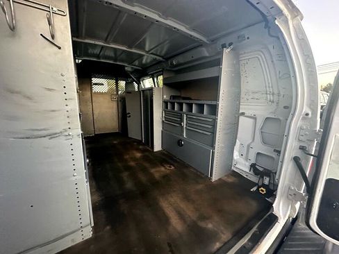 Used 2011 Ford E-150 and Econoline 150 w/ Commercial Cargo Van Pkg image 22