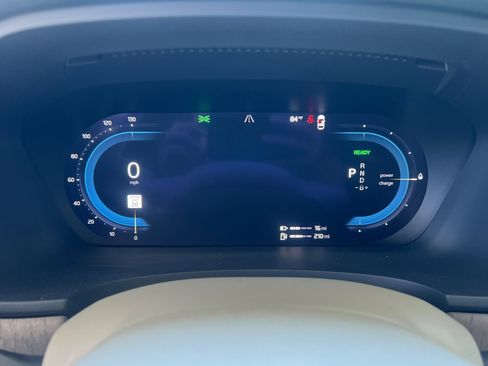 Used 2024 Volvo S90 T8 Ultimate image 25