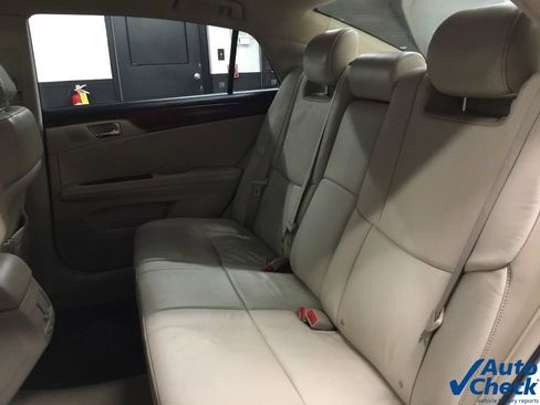 Used 2011 Toyota Avalon Limited image 28
