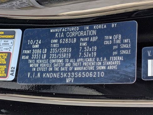 Used 2025 Kia Carnival SX Prestige FWD image 38