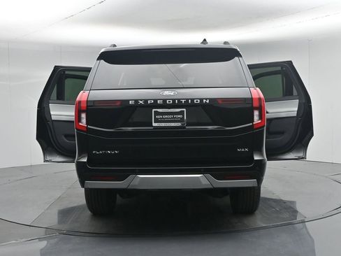 Certified 2025 Ford Expedition Max Platinum AWD/4WD image 39