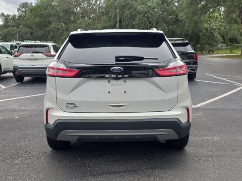 Certified 2021 Ford Edge SEL w/ Convenience Package FWD image 4