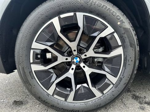 New 2026 BMW X3 xDrive30i w/ Convenience Package AWD/4WD image 17