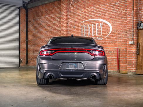 Used 2020 Dodge Charger SRT Hellcat w/ Harman/Kardon Audio Group image 6