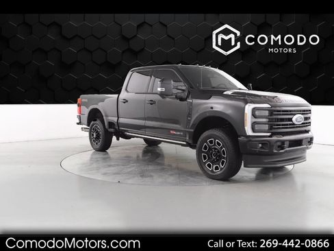 Used 2025 Ford F250 Platinum image 1