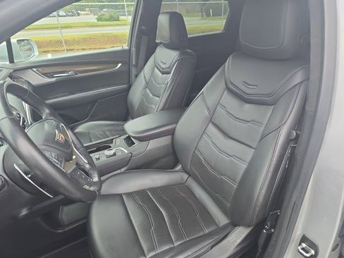 Used 2020 Cadillac XT5 Sportv w/ Platinum Package image 14