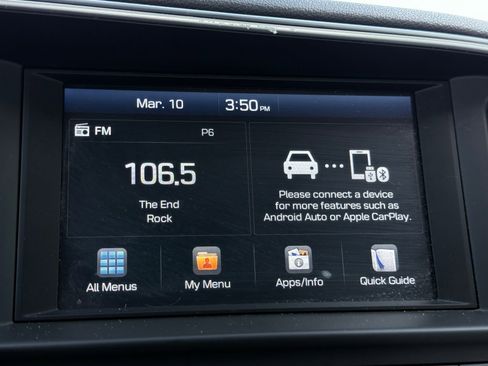 Used 2020 Hyundai Elantra SEL image 30