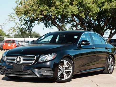 Used 2019 Mercedes-Benz E 300 image 2