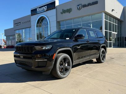 New 2025 Jeep Grand Cherokee L Limited w/ Black Appearance Package