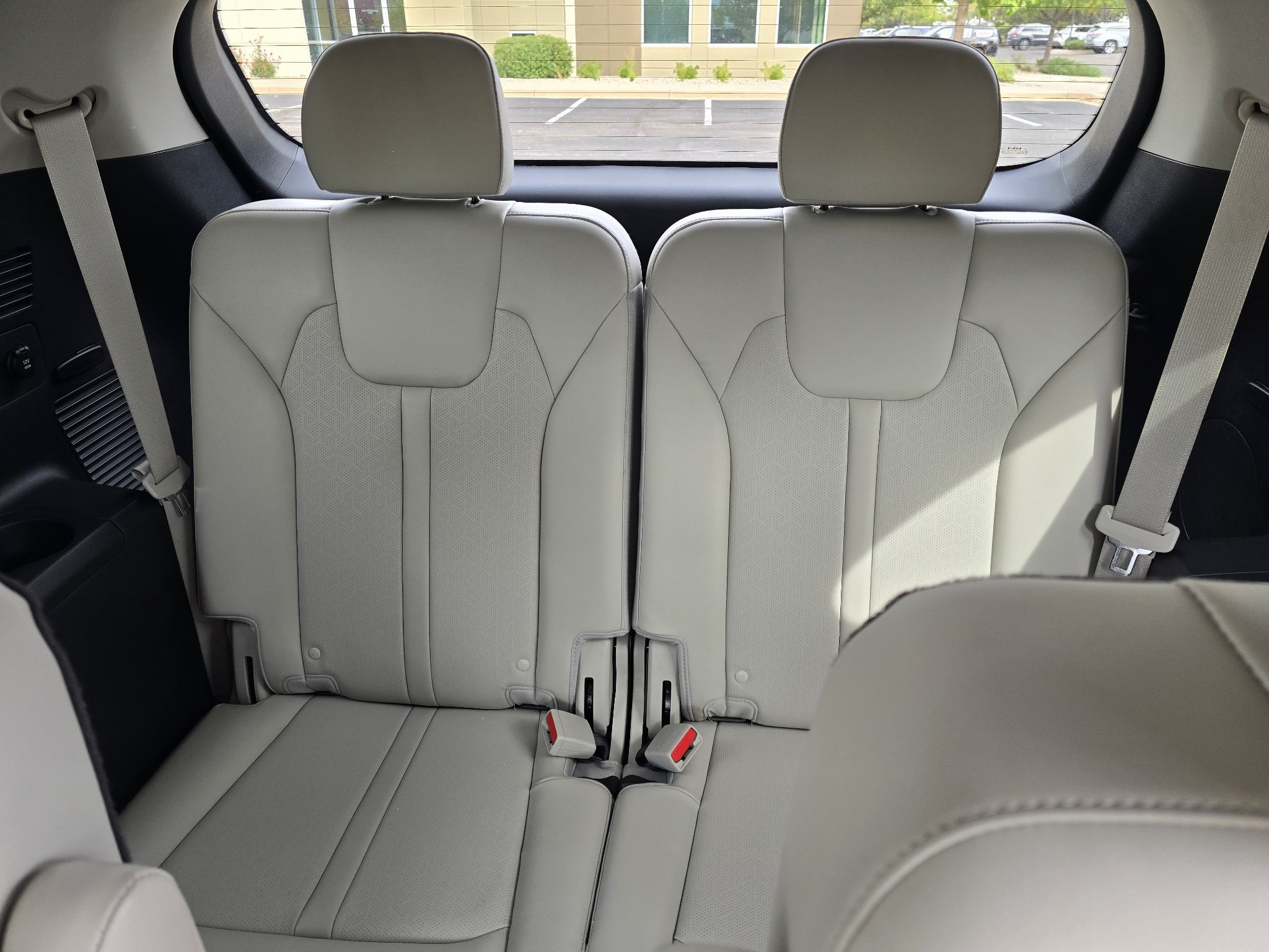 Used 2023 Kia Sorento SX AWD/4WD image 17