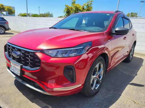 Used 2023 Ford Escape ST-Line w/ Equipment Group 301A FWD image 2