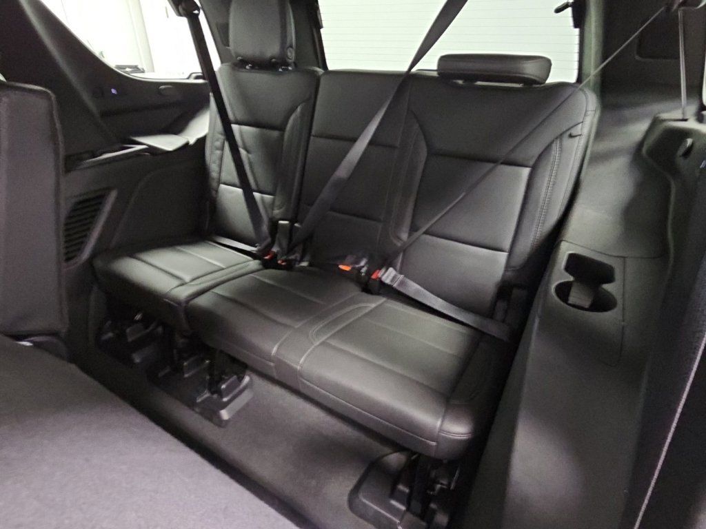 Used 2023 Chevrolet Tahoe LT AWD/4WD image 33