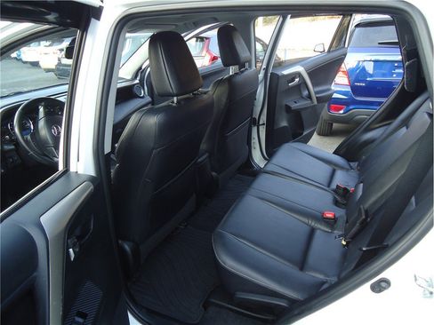 Used 2015 Toyota RAV4 Limited w/ Technology Package AWD/4WD image 19