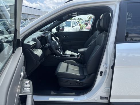 Certified 2026 Subaru Outback Touring XT AWD/4WD image 32