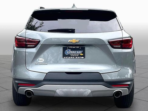 Used 2024 Chevrolet Blazer LT w/ Convenience Package FWD image 5