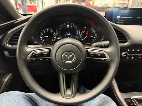 Used 2025 MAZDA MAZDA3 s Sport FWD image 11