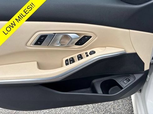 Used 2022 BMW 330i xDrive Sedan w/ Driving Assistance Package AWD/4WD image 9