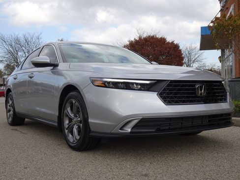 Used 2024 Honda Accord EX image 30