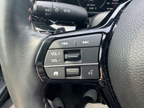 Used 2023 Honda CR-V Sport Touring image 6