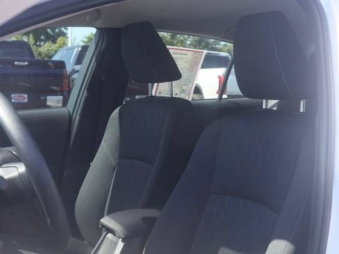 Used 2024 Toyota Corolla LE FWD image 25