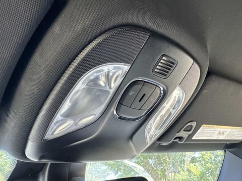 Used 2024 Jeep Compass Latitude AWD/4WD image 31