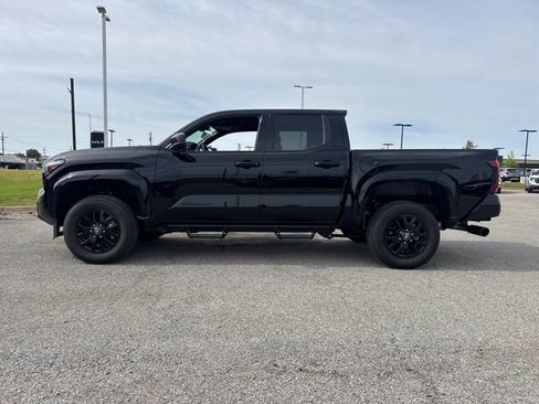 Used 2025 Toyota Tacoma SR5 RWD image 3