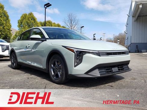 New 2026 Kia K4 FWD image 1