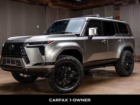 Used 2024 Lexus GX 550 image 5