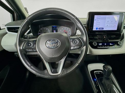 Used 2023 Toyota Corolla SE FWD image 11