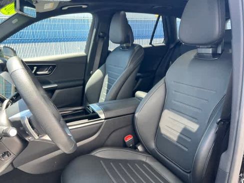 Used 2026 Mercedes-Benz GLC 300 image 11