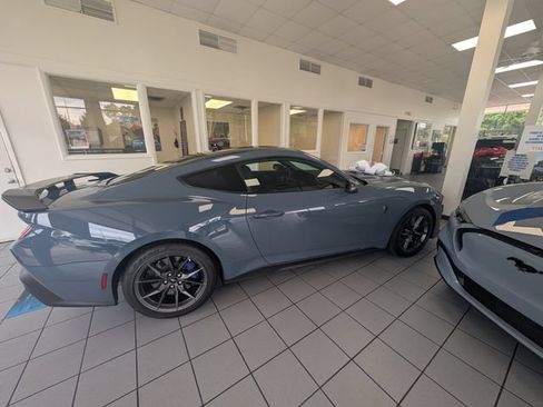 Used 2024 Ford Mustang Dark Horse RWD image 8