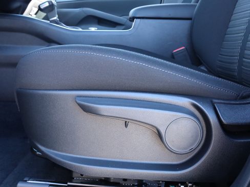 New 2026 Kia Sorento LX image 18