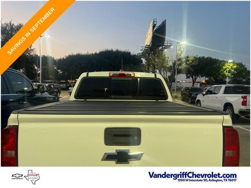 Used 2019 Chevrolet Colorado LT w/ Colorado RST Special Edition RWD image 12
