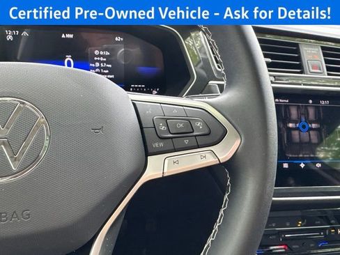 Certified 2023 Volkswagen Tiguan SE w/ Panoramic Sunroof Package AWD/4WD image 23
