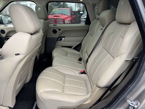 Used 2017 Land Rover Range Rover Sport HSE image 12