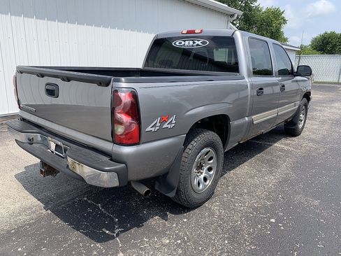 Used 2006 Chevrolet Silverado 1500 LT w/ Light Duty Power Package AWD/4WD image 3