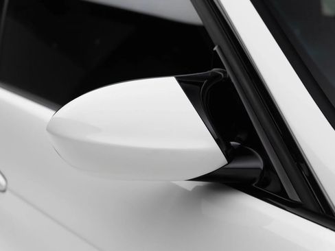 Used 2011 BMW M3 Sedan RWD image 47