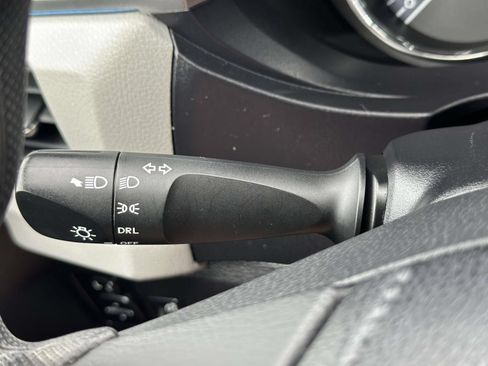 Used 2014 Toyota Corolla LE FWD image 16