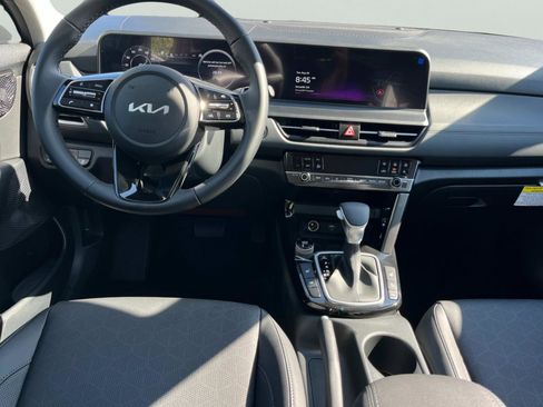 New 2026 Kia Seltos EX image 13
