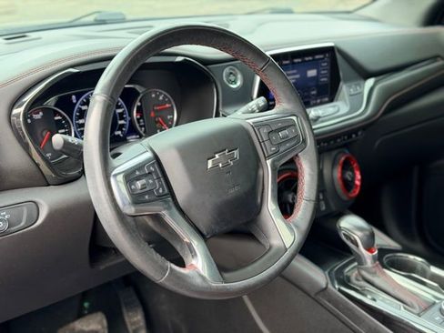 Used 2022 Chevrolet Blazer RS w/ Enhanced Convenience Package image 9